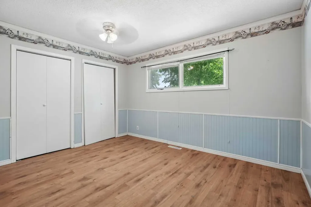 736 2 Street W Cardston AB T0K 0K0