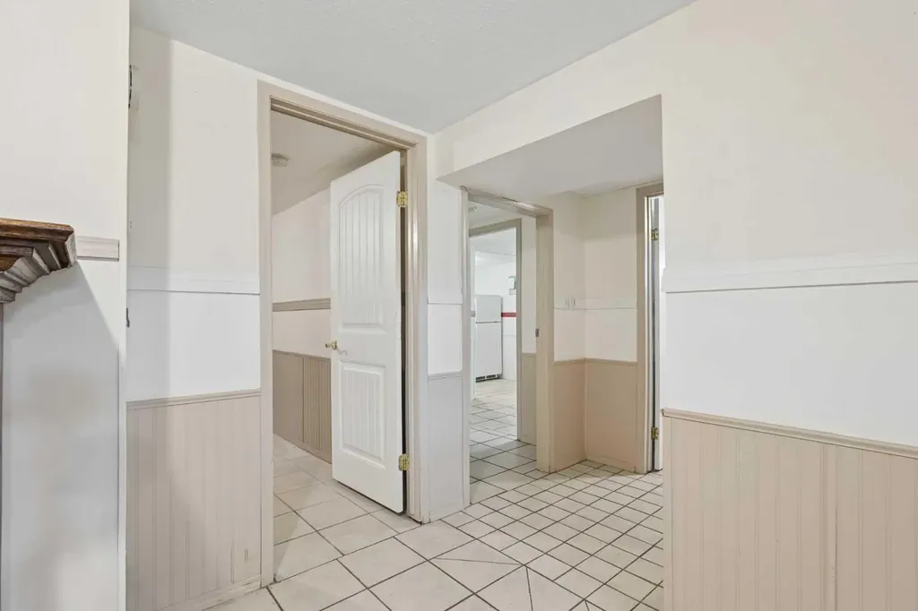 736 2 Street W Cardston AB T0K 0K0