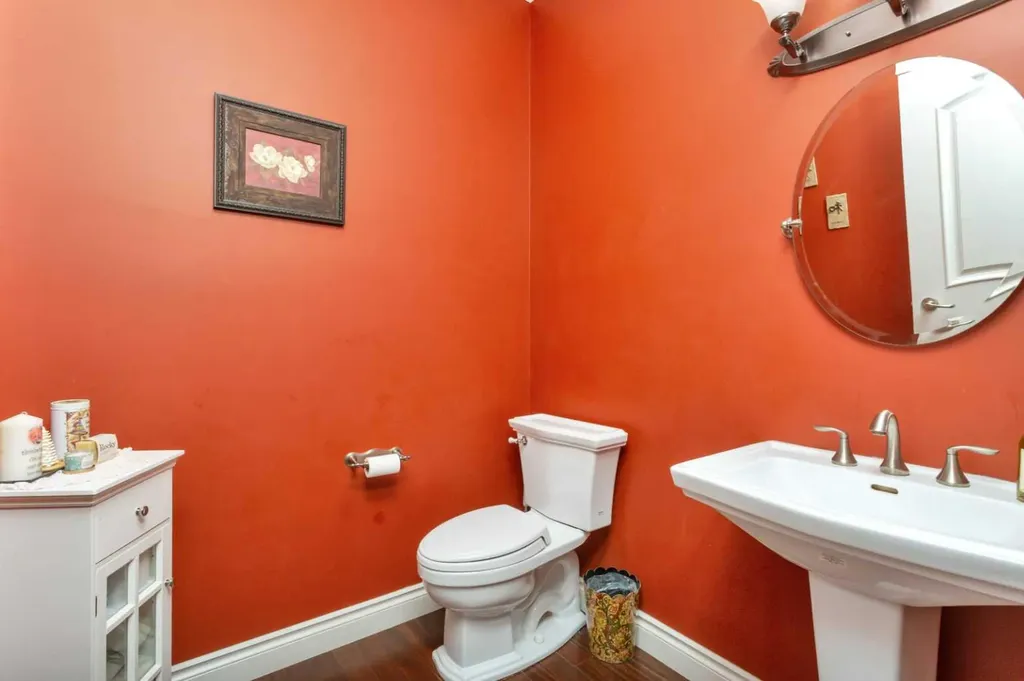 26 Alexander Crescent Red Deer AB T4R 2X2
