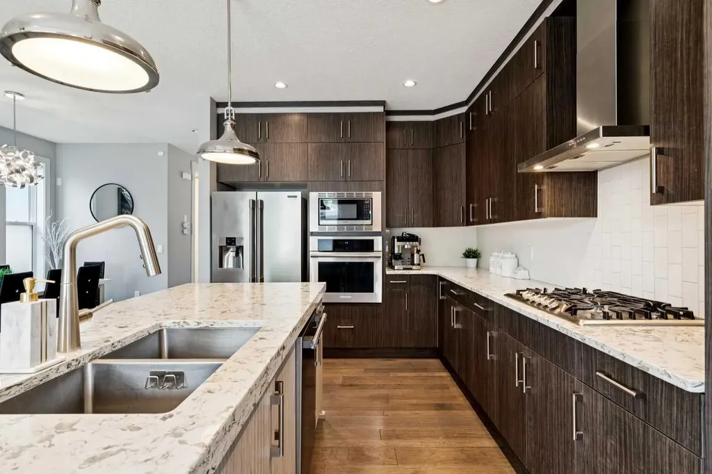 710 69 Avenue SW Calgary AB T2V 0P2