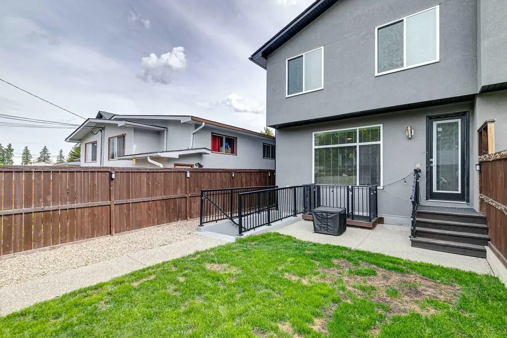 710 69 Avenue SW Calgary AB T2V 0P2