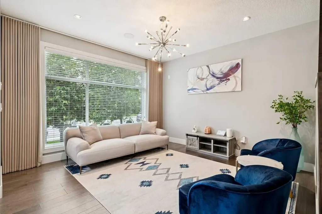 710 69 Avenue SW Calgary AB T2V 0P2