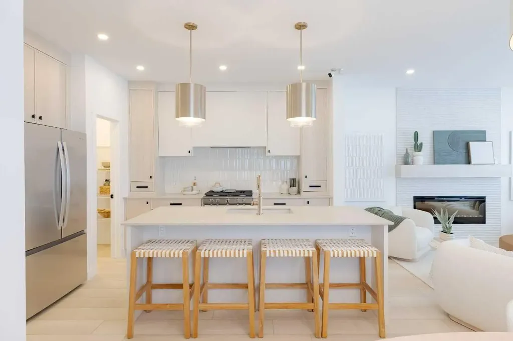 461 Rosemary Gardens SE Calgary AB T3S 0E9