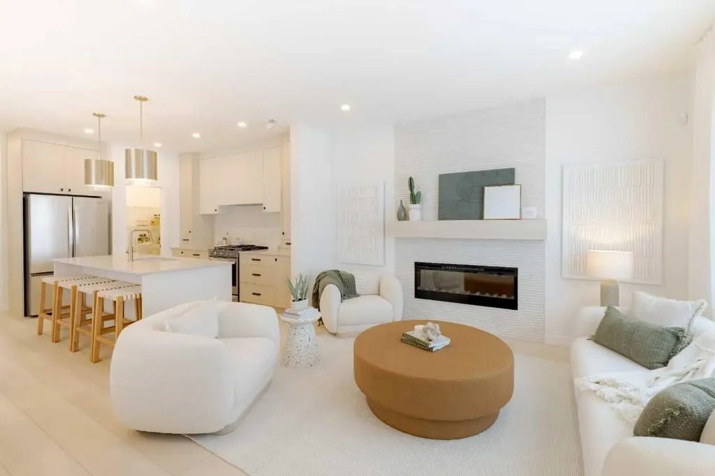461 Rosemary Gardens SE Calgary AB T3S 0E9