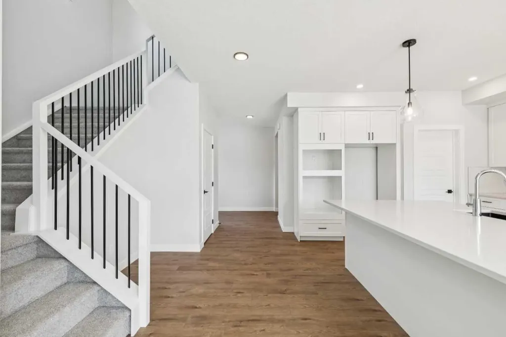 35 Creekside Rise SW Calgary AB T2X5V9