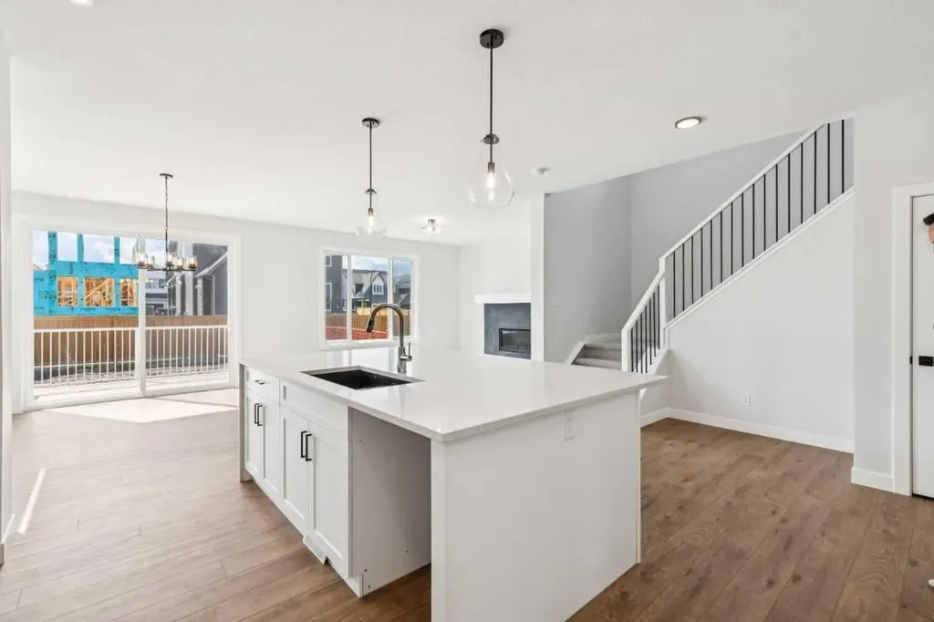 35 Creekside Rise SW Calgary AB T2X5V9