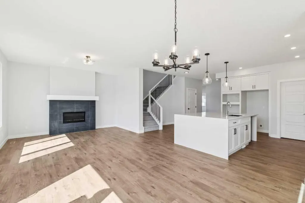 35 Creekside Rise SW Calgary AB T2X5V9