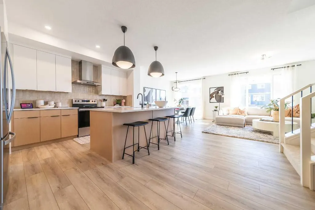 35 Creekside Rise SW Calgary AB T2X5V9