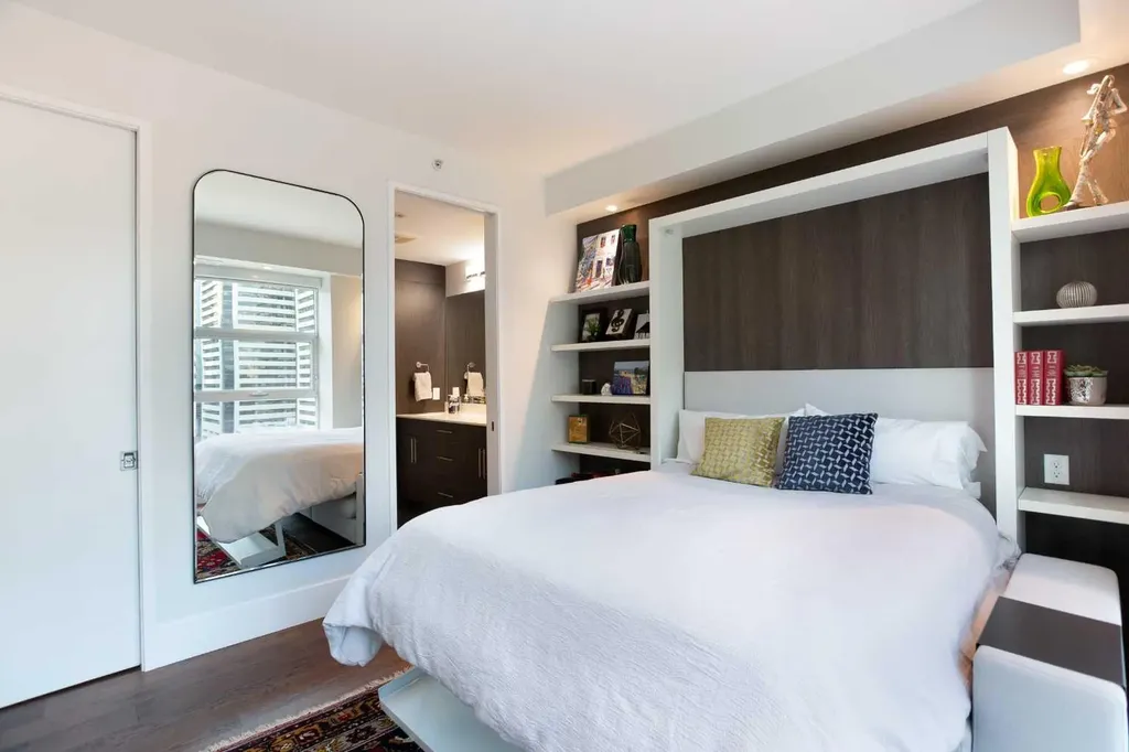 205 Riverfront Avenue SW Calgary AB T2P 5K4