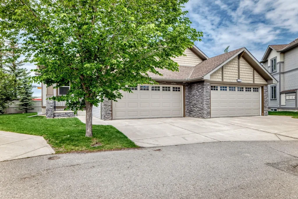 100 Coopers Common SW Airdrie AB T4B 3C7