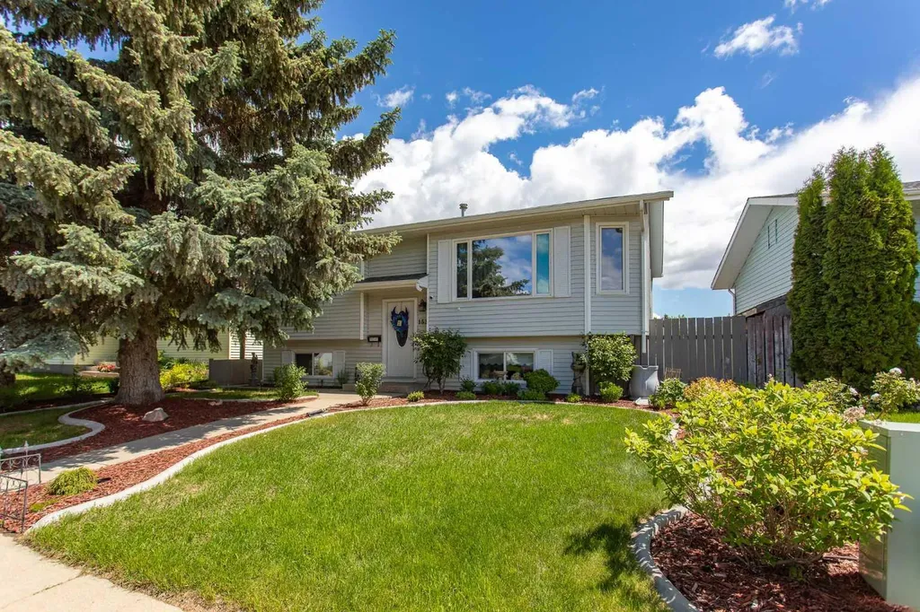 153 Westview Crescent Blackfalds AB T0M 0J0