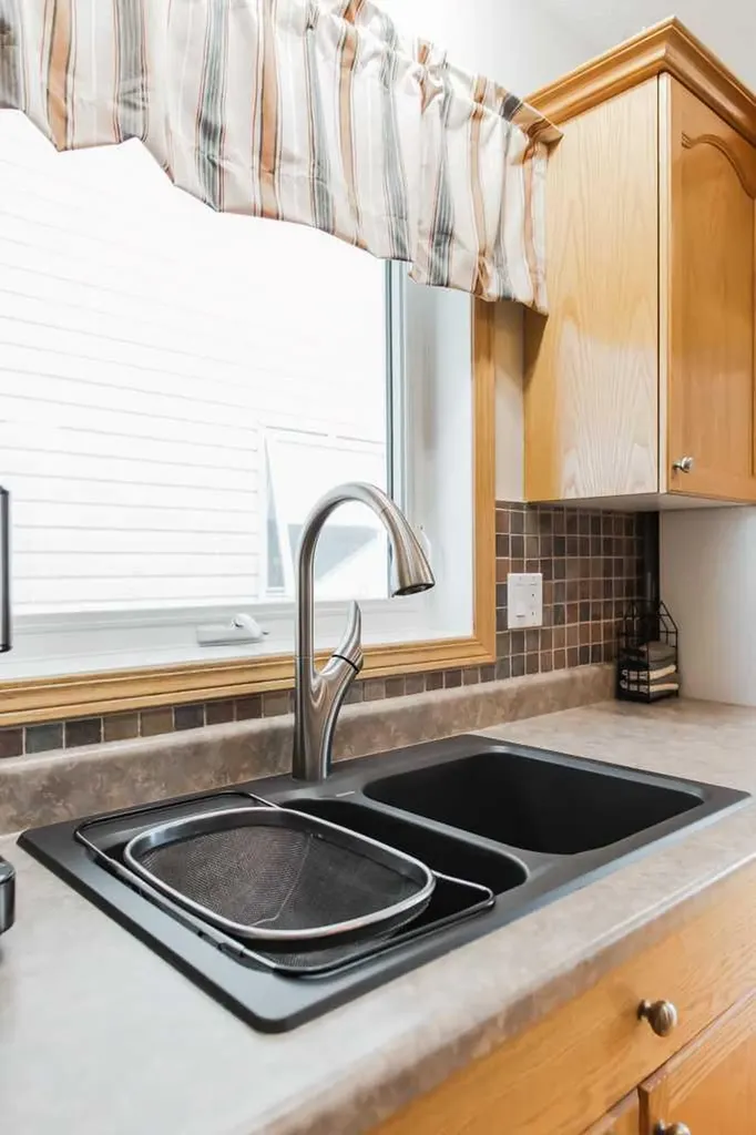 9125 129 Avenue Grande Prairie AB T8X 1R5