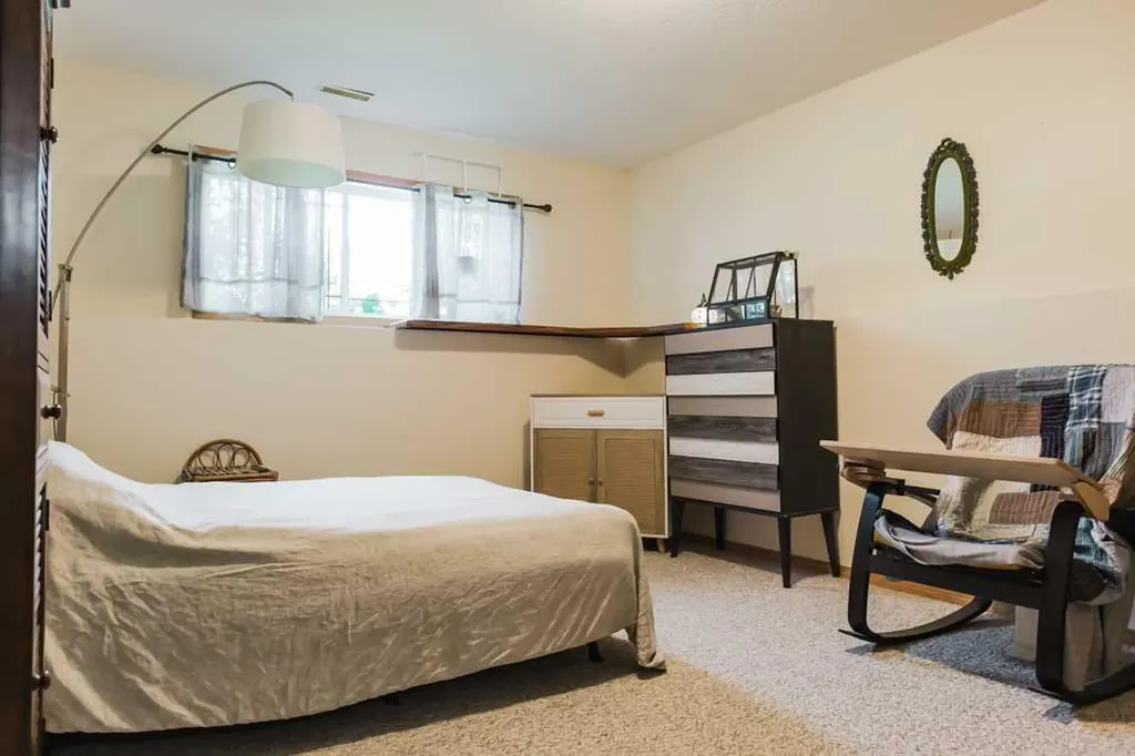 9125 129 Avenue Grande Prairie AB T8X 1R5