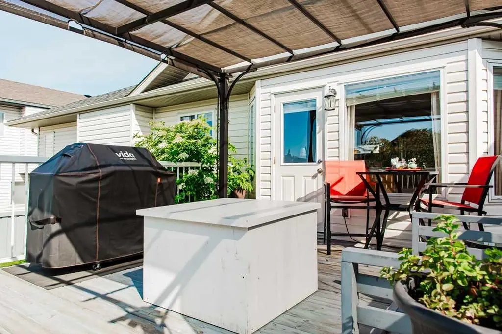 9125 129 Avenue Grande Prairie AB T8X 1R5