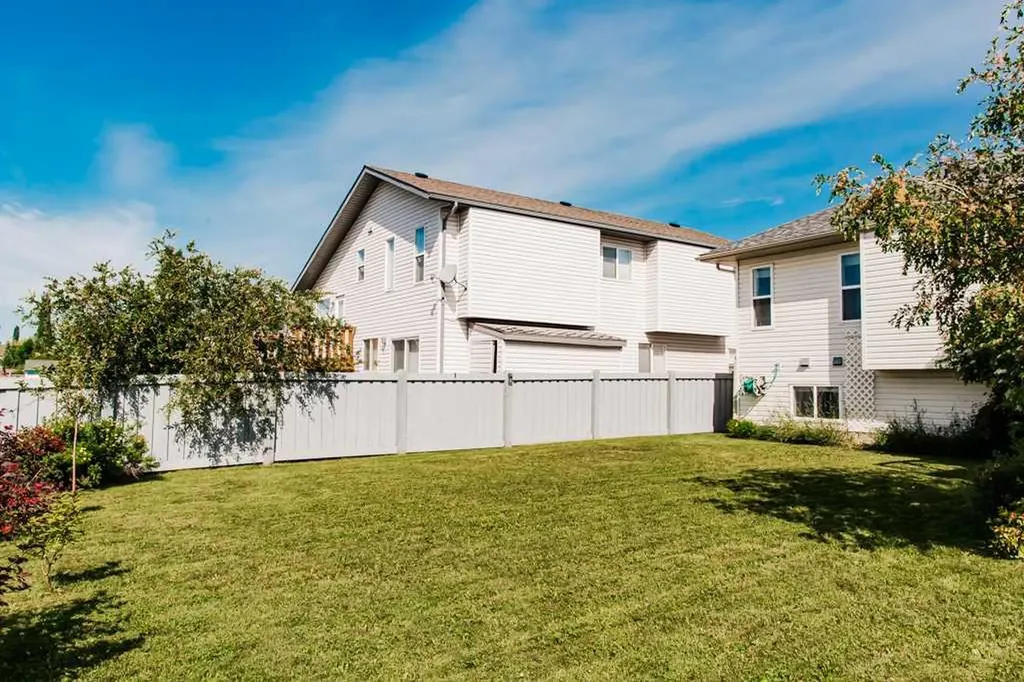 9125 129 Avenue Grande Prairie AB T8X 1R5