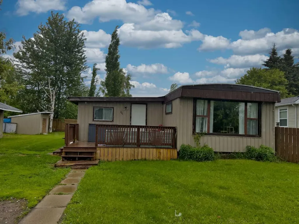 404 6 Avenue NW Slave Lake AB T0G 2A1