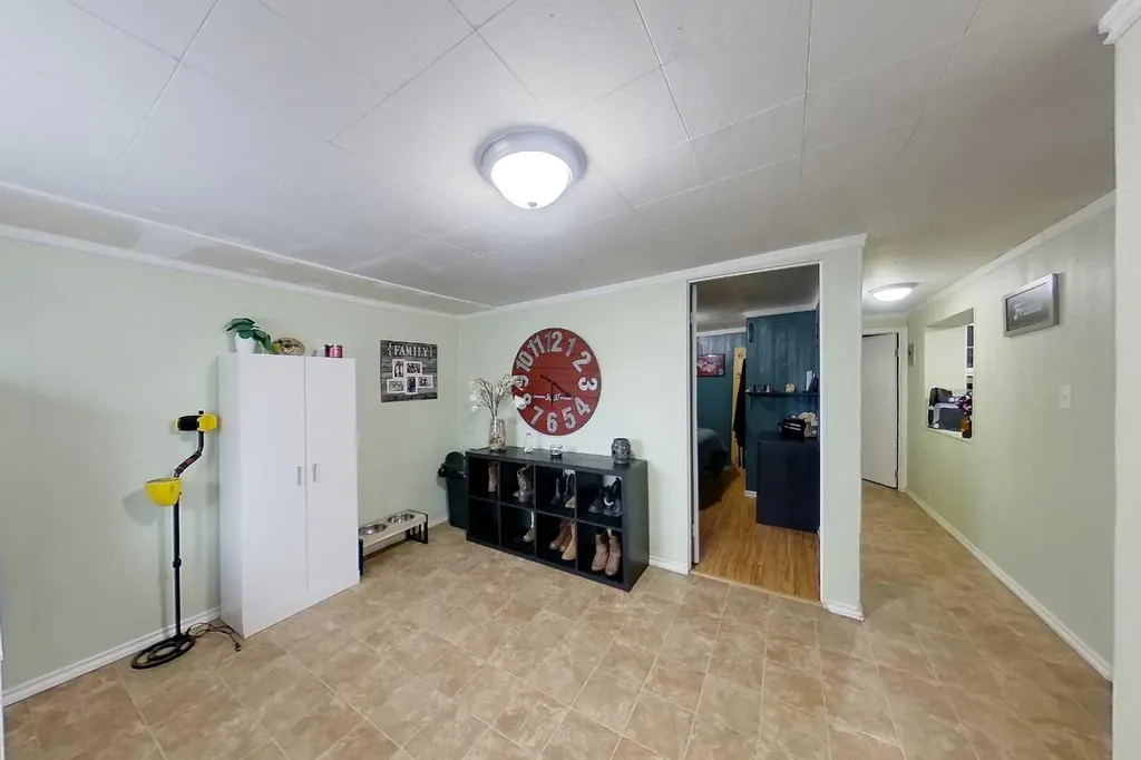404 6 Avenue NW Slave Lake AB T0G 2A1