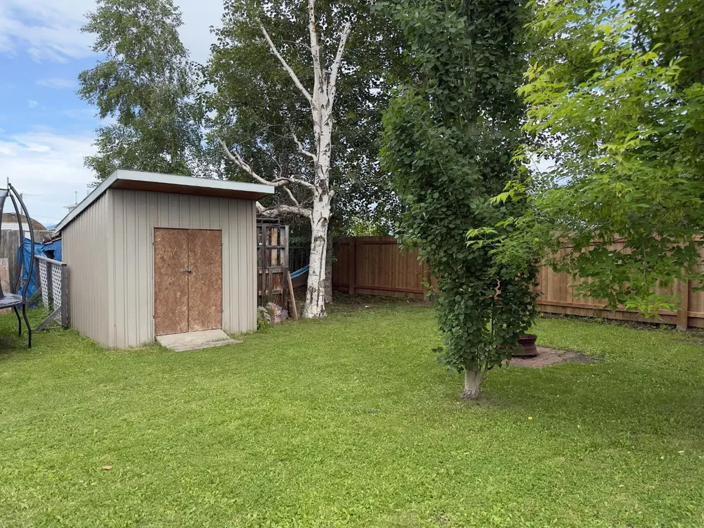 404 6 Avenue NW Slave Lake AB T0G 2A1