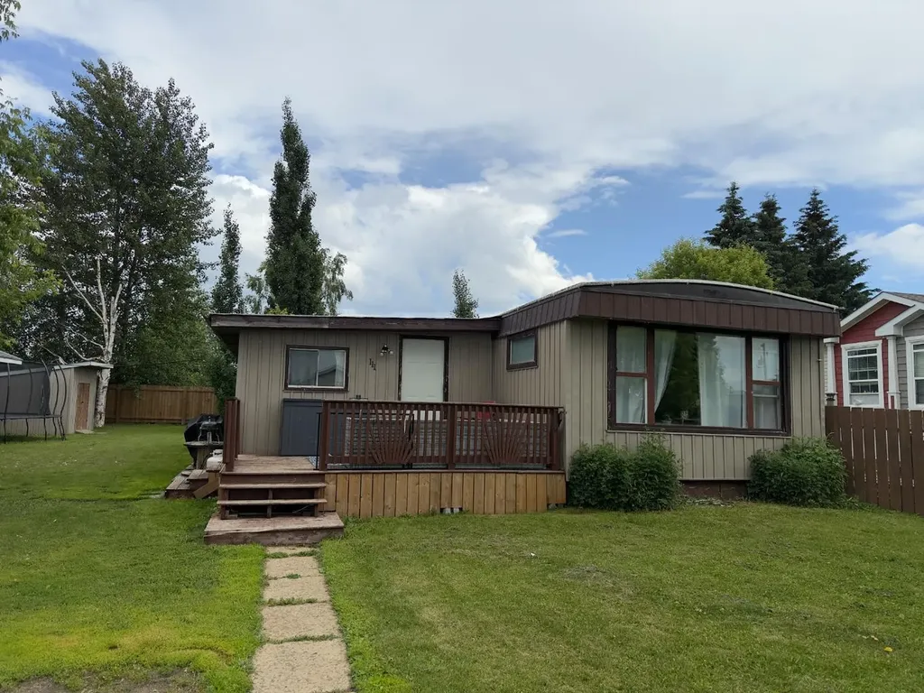 404 6 Avenue NW Slave Lake AB T0G 2A1