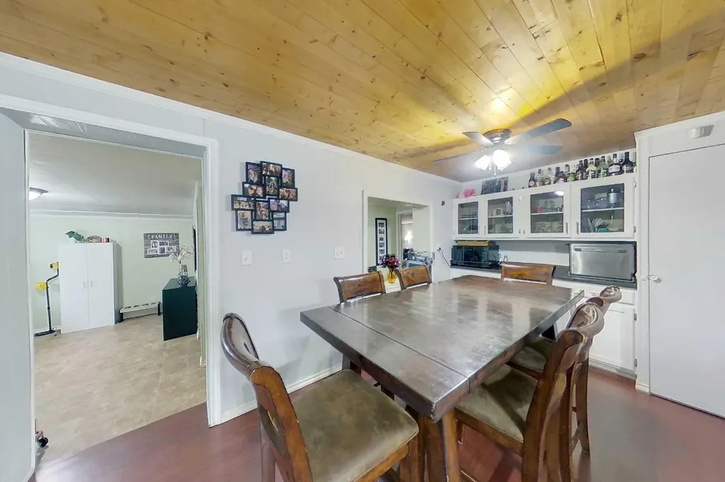 404 6 Avenue NW Slave Lake AB T0G 2A1