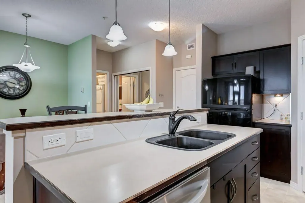 1 Crystal Green Okotoks AB T1S 0C5