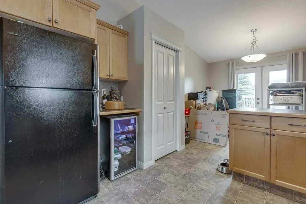 39 Isaacson Crescent Red Deer AB T4R3N1