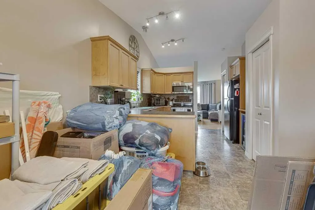 39 Isaacson Crescent Red Deer AB T4R3N1