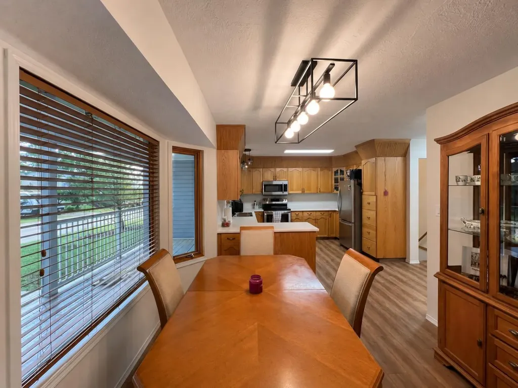1114 6 Avenue W Beaverlodge AB T0H 0C0