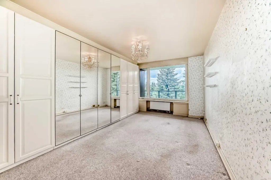 3339 Rideau Place SW Calgary AB T2S 1Z5
