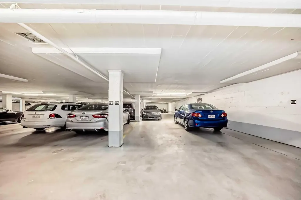 3339 Rideau Place SW Calgary AB T2S 1Z5