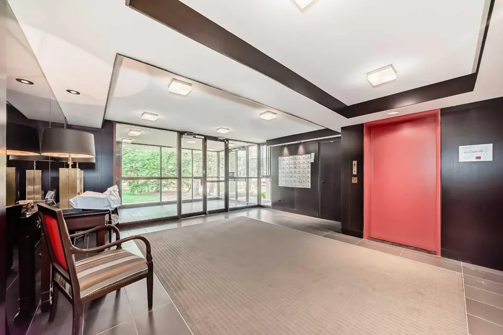 3339 Rideau Place SW Calgary AB T2S 1Z5