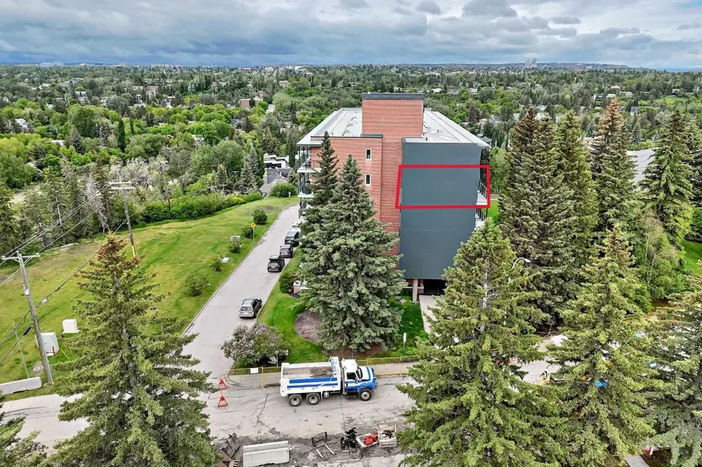 3339 Rideau Place SW Calgary AB T2S 1Z5
