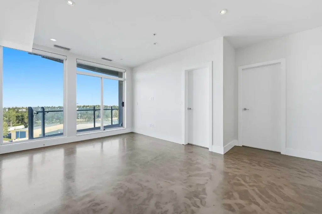 2505 17 Avenue SW Calgary AB T3E 7V3