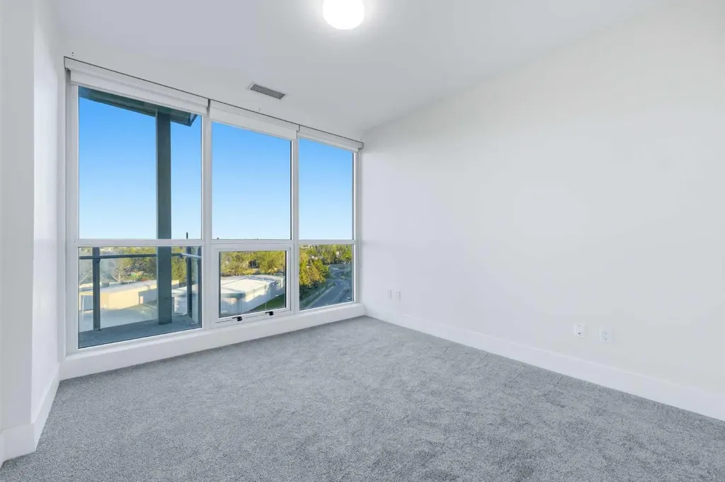 2505 17 Avenue SW Calgary AB T3E 7V3