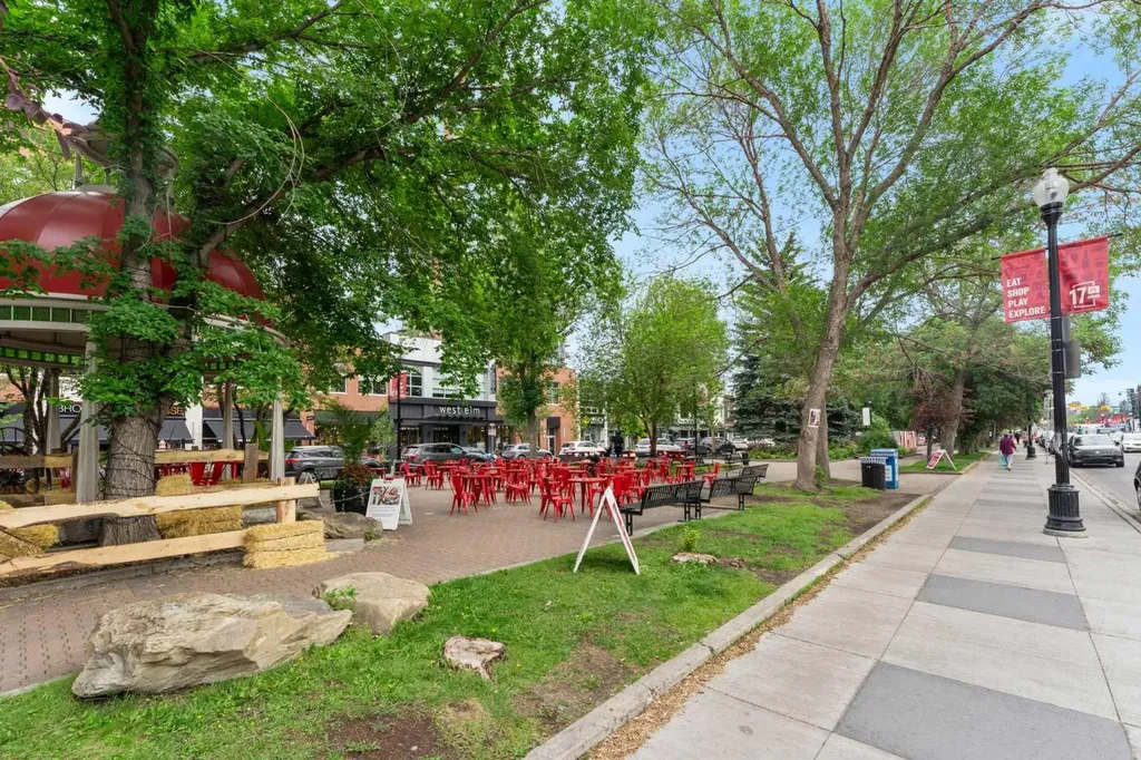 2505 17 Avenue SW Calgary AB T3E 7V3