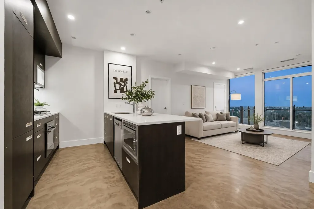 2505 17 Avenue SW Calgary AB T3E 7V3