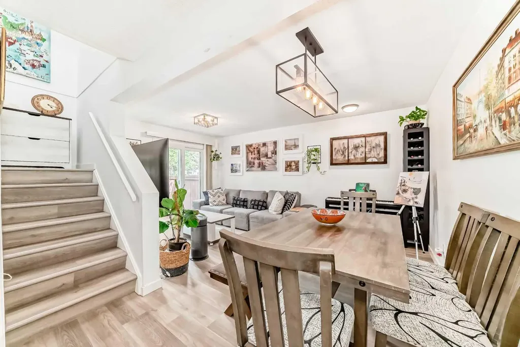 1155 Falconridge Drive NE Calgary AB T3J1E1