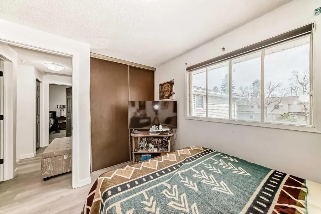 1155 Falconridge Drive NE Calgary AB T3J1E1