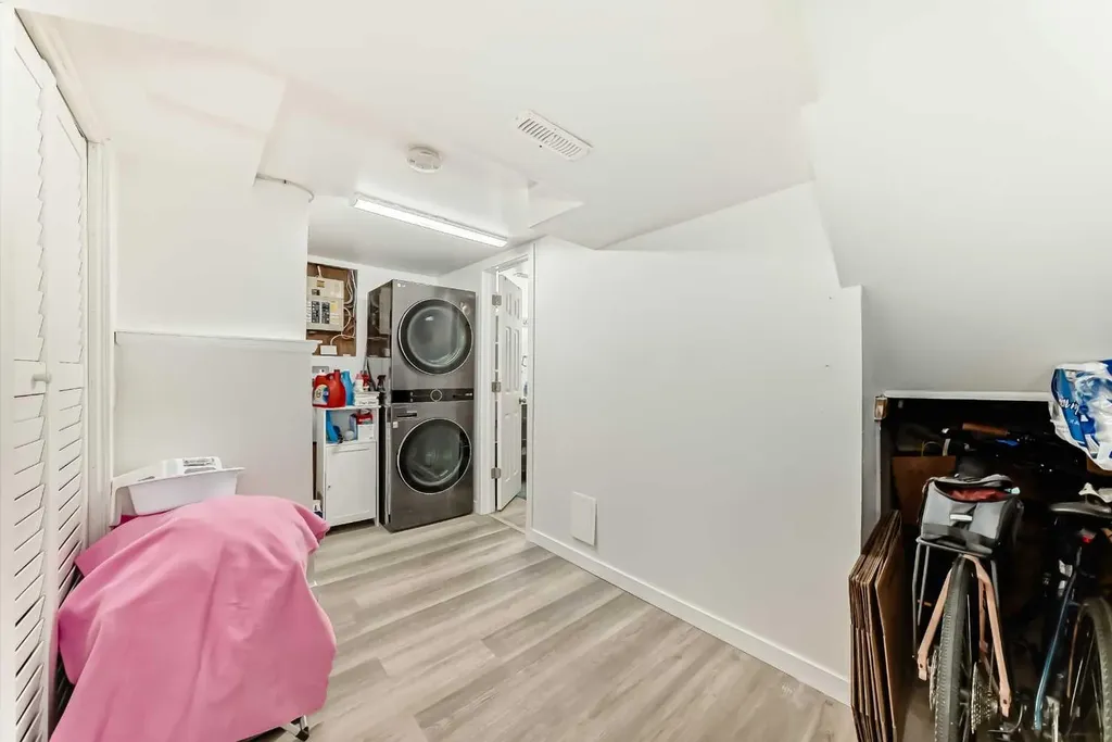 1155 Falconridge Drive NE Calgary AB T3J1E1