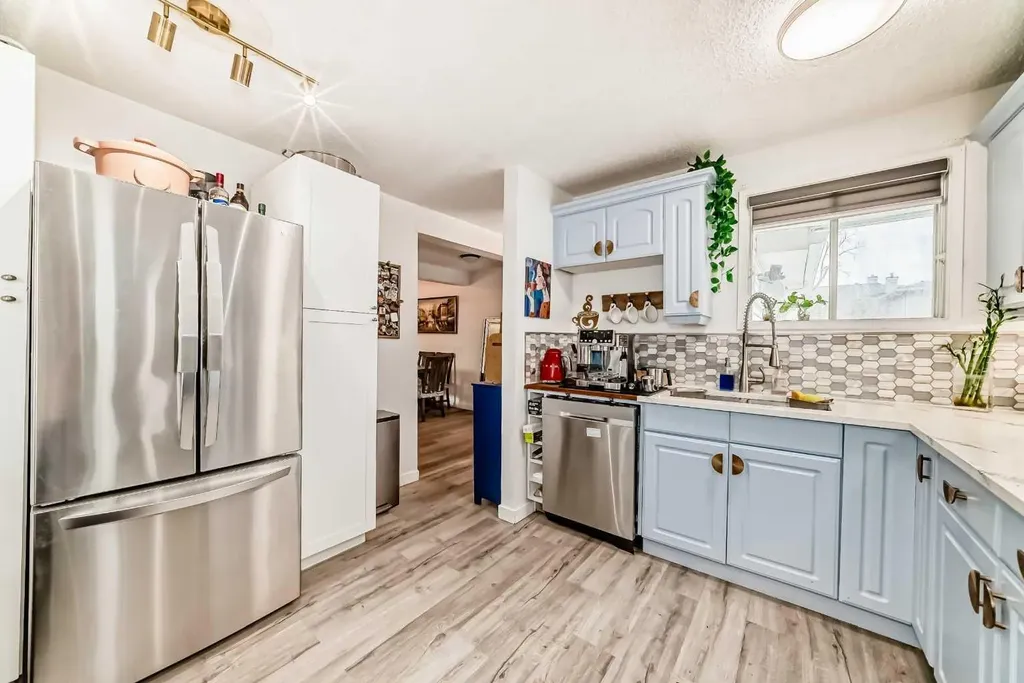 1155 Falconridge Drive NE Calgary AB T3J1E1