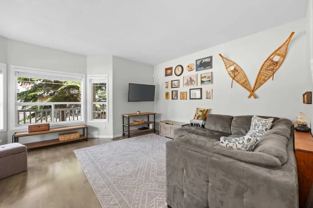 3408 16 Street SW Calgary AB T2T 6E5