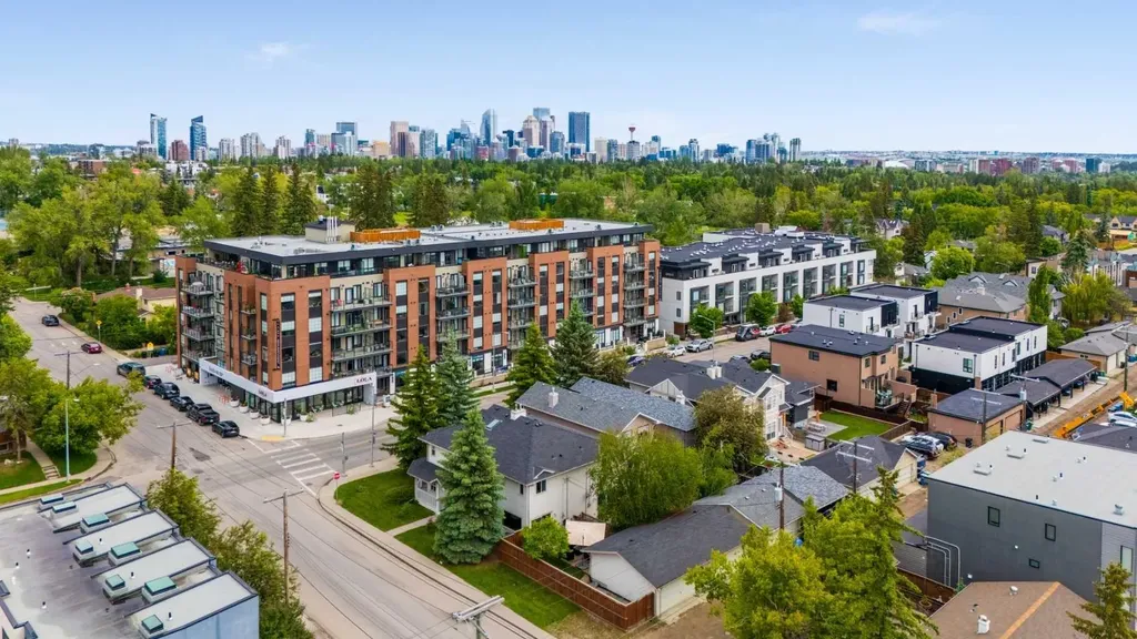 3408 16 Street SW Calgary AB T2T 6E5