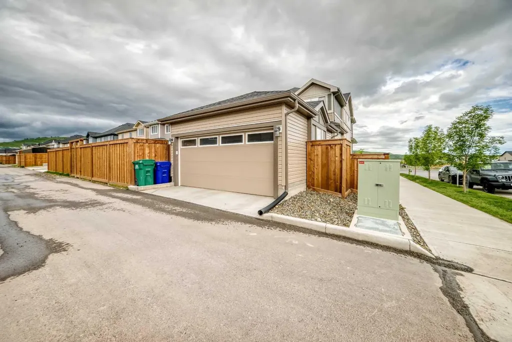 103 Mill Road Cochrane AB T4C 3G7