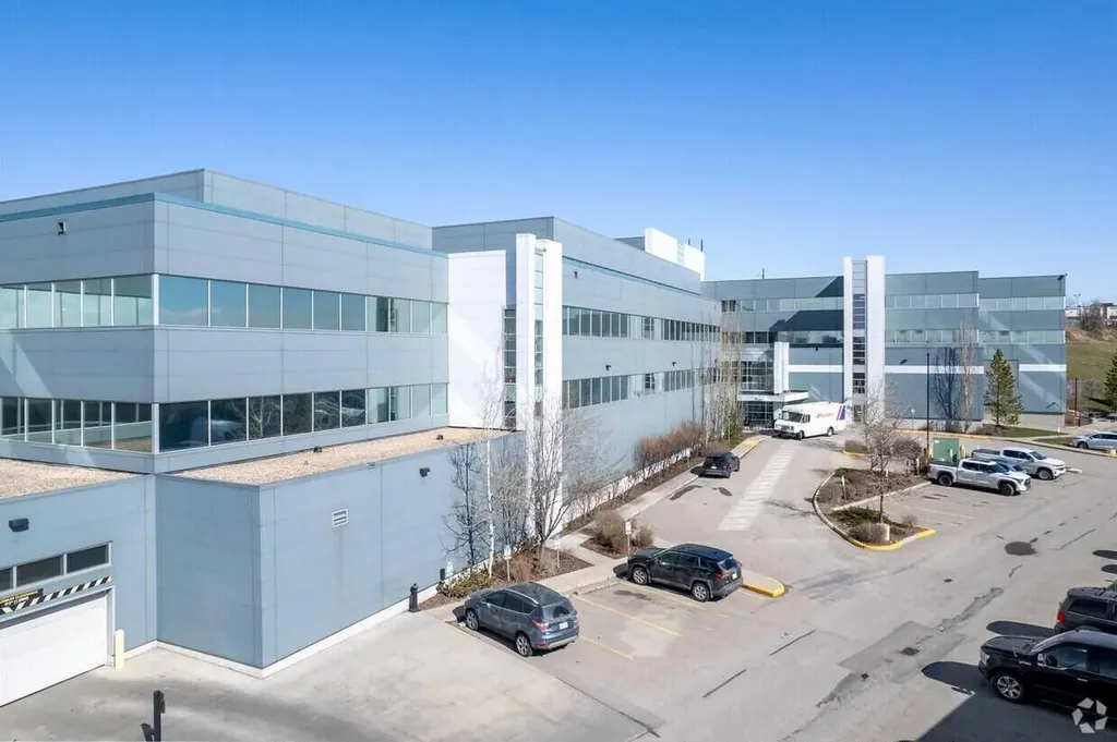 1200 59 Avenue SE Calgary AB T2H 2M4