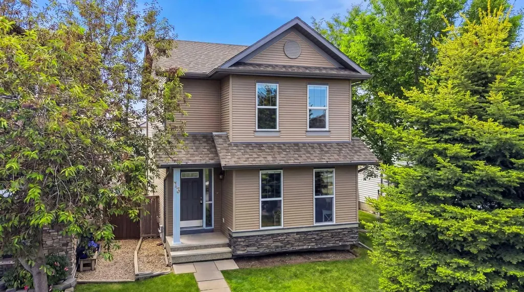 13 Drake Landing Way Okotoks AB T1S 0B9