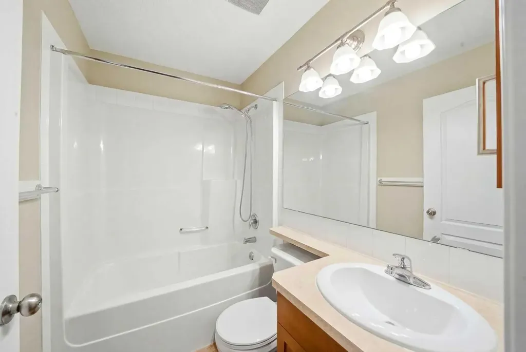 13 Drake Landing Way Okotoks AB T1S 0B9
