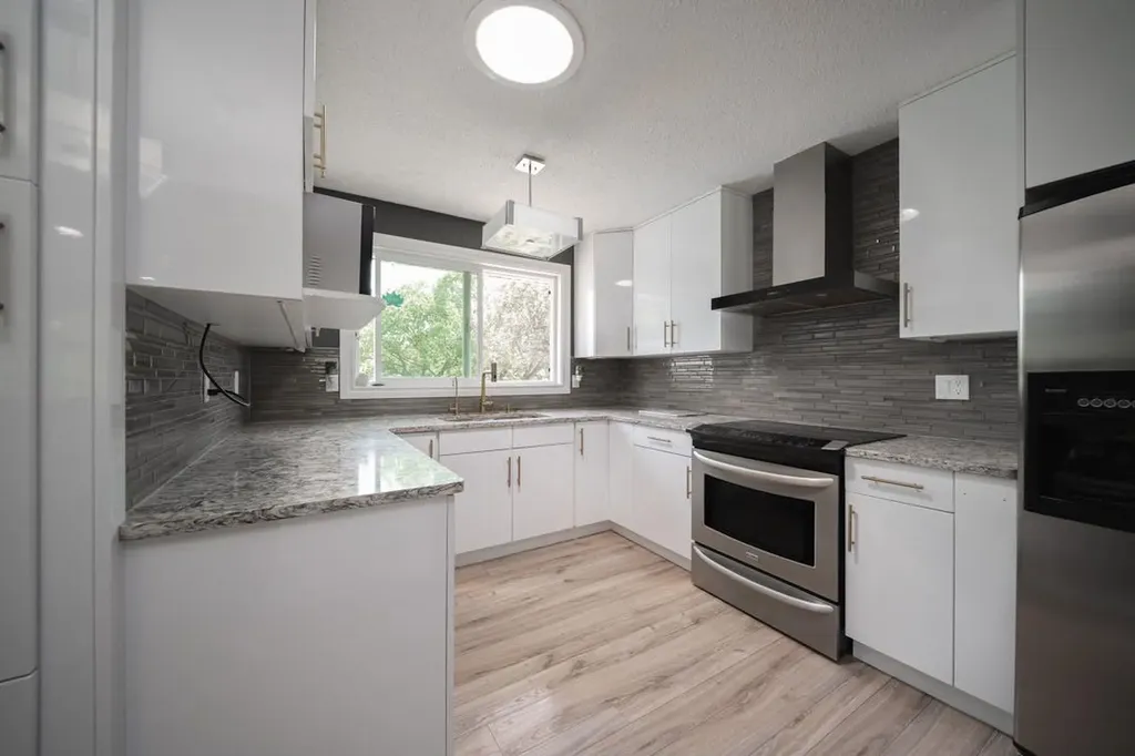 773 Timberline Drive Fort Mcmurray AB T9K 1B1