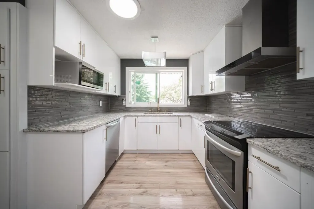 773 Timberline Drive Fort Mcmurray AB T9K 1B1