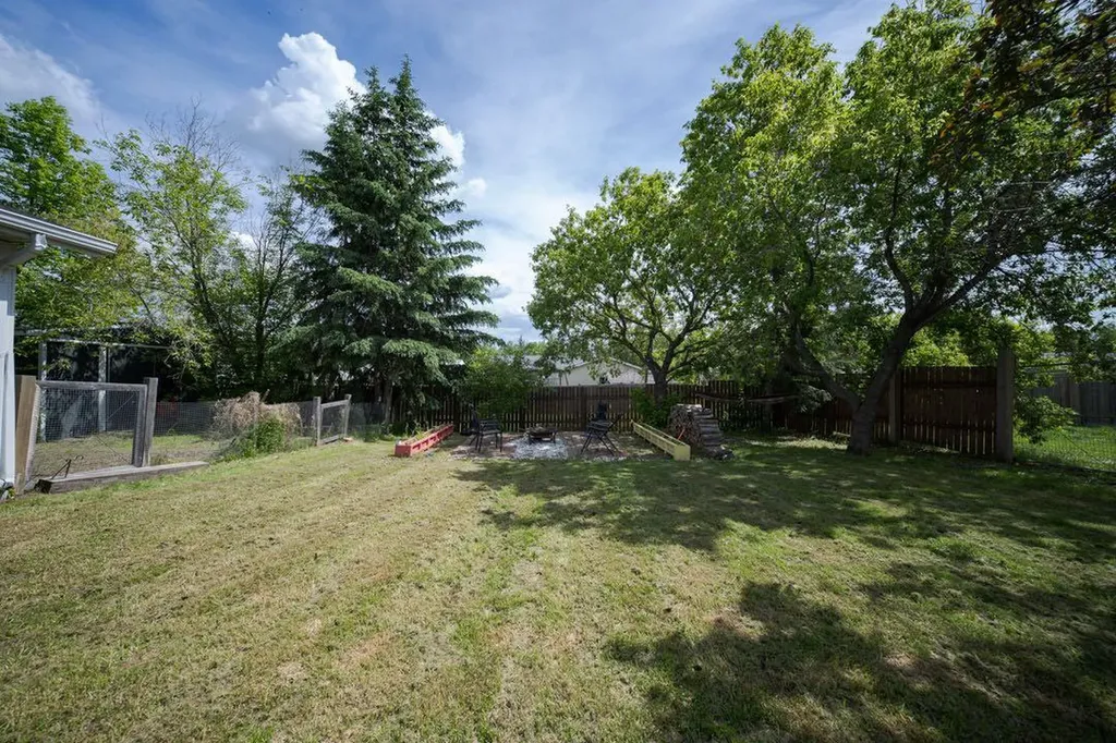 773 Timberline Drive Fort Mcmurray AB T9K 1B1
