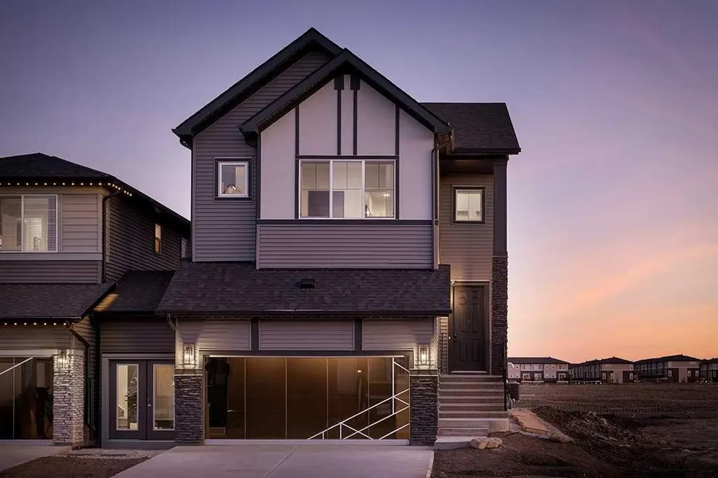 259 Corner Glen Gardens NE Calgary AB T3N 2P7